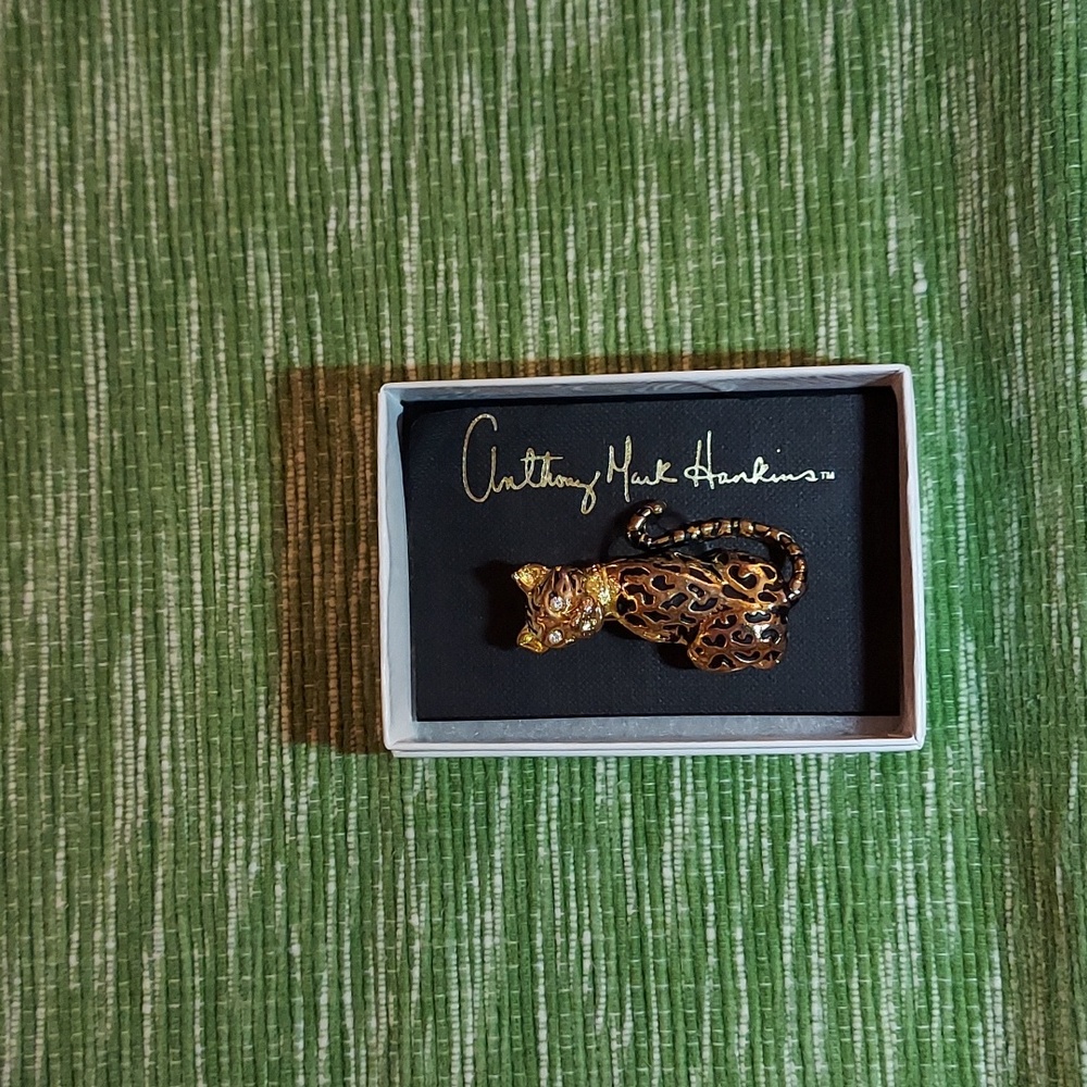 Vintage Anthony Mark Hawkins brooch